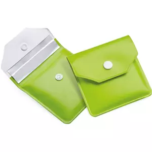 posacenere tascabile verde lime su sfondo neutro