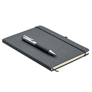 Set con notebook A5 in pelle riciclata e penna metallica ELEGANOTE MO2195 - Nero