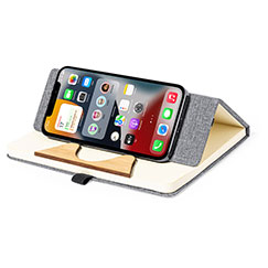 Taccuino con copertina in rpet e bamboo dotata di caricabatteria wireless DALOU