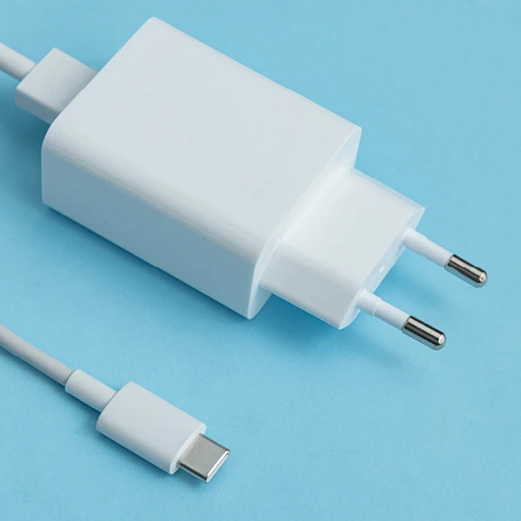 ALIMENTATORI USB PERSONALIZATI