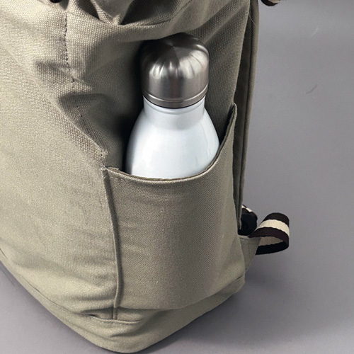 Zaino rolltop in cotone con porta pc NOMAD - dettaglio