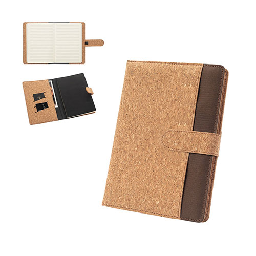 FIELDING - cover per quaderno A5 in sughero - dettaglio