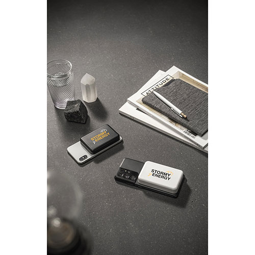 AMPERE 10 - power bank magnetico da 10.000 mAh con caricatore wireless - dettaglio