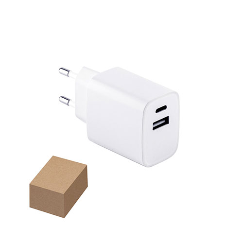 WEGENER - adattatore con porta USB-A e porta USB-C - dettaglio