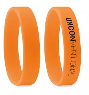braccialetti personalizzabili online in silicone con logo o scritta incisa scavata o stampata braccialetti personalizzabili online in silicone con logo o scritta incisa scavata o stampata