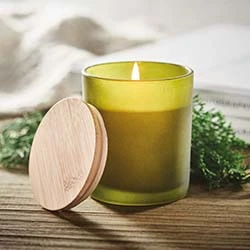 candele ecologiche personalizzate con barattolo in vetro e tappo in legno