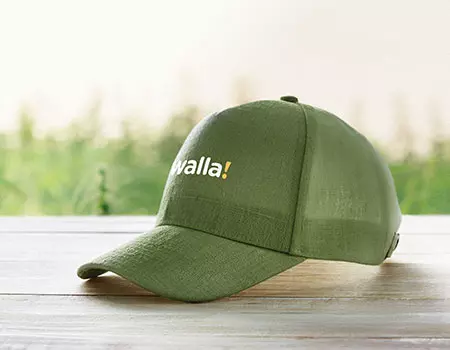 cappellino personalizzato verde oliva con logo stampato a colori 