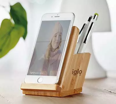porta penne in legno ecosostenibile con base di ricarica smartphone porta penne in legno ecosostenibile con base di ricarica smartphone
